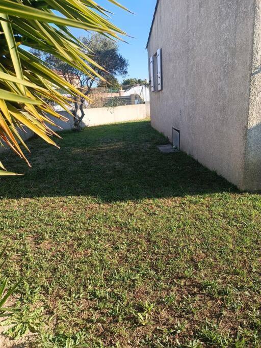 Belle Villa De 90M2 Au Calme Avec Jardin Et Parking A 10 Mn De La Mer En Voiture Fos-sur-Mer Zewnętrze zdjęcie