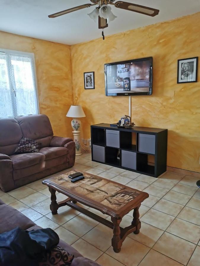 Belle Villa De 90M2 Au Calme Avec Jardin Et Parking A 10 Mn De La Mer En Voiture Fos-sur-Mer Zewnętrze zdjęcie