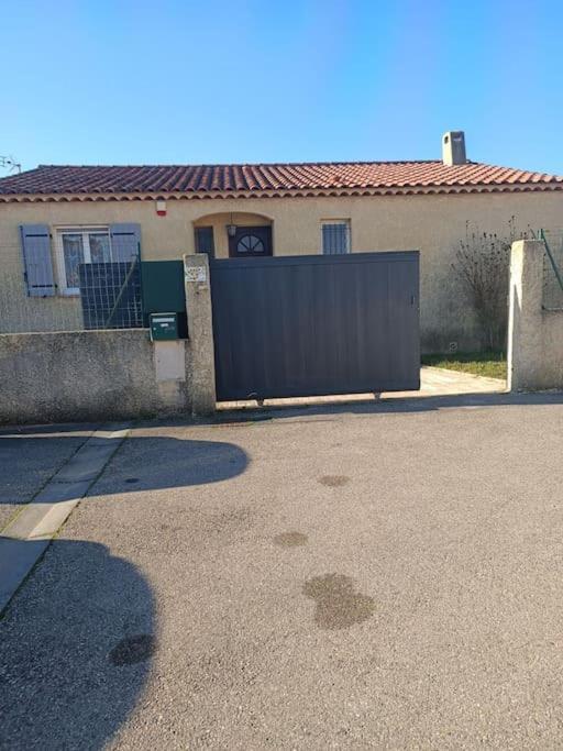 Belle Villa De 90M2 Au Calme Avec Jardin Et Parking A 10 Mn De La Mer En Voiture Fos-sur-Mer Zewnętrze zdjęcie